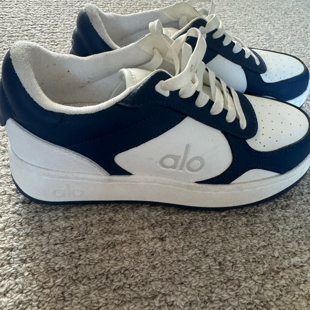 ALO Yoga Black and White Women's Shoes
